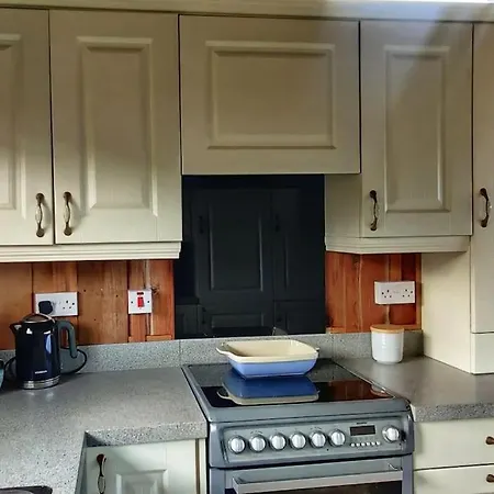 Small In Camp, Kerry On The Dingle Way