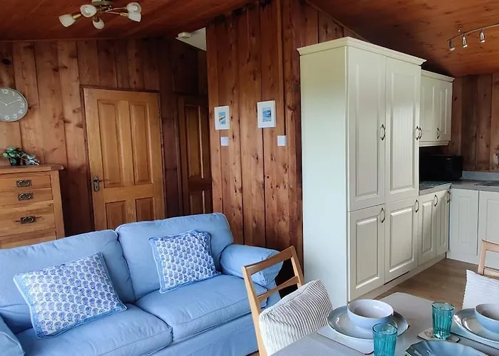 Small In Camp, Kerry On The Dingle Way Feriehus Camp